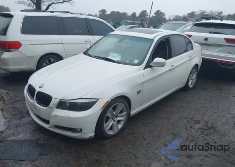 2011 BMW 328I xDrive z USA, uszkodzony, nr VIN WBAPK5C5XBF127543